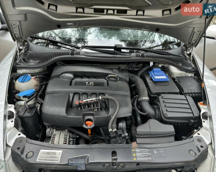 Шкода Октавия 2006 в Киеве на Automoto.ua Серый Шкода Октавия, объемом двигателя 1.6 л и пробегом 249 тыс. км за 6350 $, фото 38 на Automoto.ua