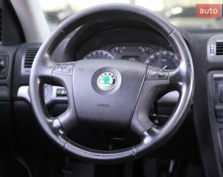 Серый Шкода Октавия, объемом двигателя 1.6 л и пробегом 293 тыс. км за 5000 $, фото 15 на Automoto.ua