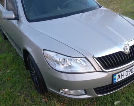 Серый Шкода Октавия, объемом двигателя 1.6 л и пробегом 185 тыс. км за 5950 $, фото 1 на Automoto.ua