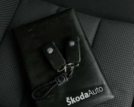 Серый Шкода Октавия, объемом двигателя 1.6 л и пробегом 217 тыс. км за 5700 $, фото 72 на Automoto.ua