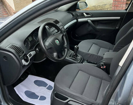 Серый Шкода Октавия, объемом двигателя 1.6 л и пробегом 217 тыс. км за 5700 $, фото 29 на Automoto.ua