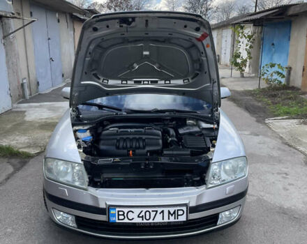 Серый Шкода Октавия, объемом двигателя 1.6 л и пробегом 253 тыс. км за 4700 $, фото 13 на Automoto.ua