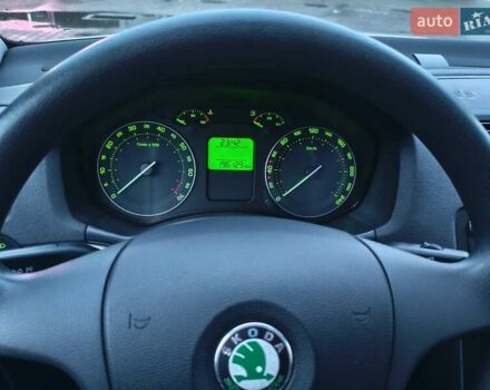 Серый Шкода Октавия, объемом двигателя 1.6 л и пробегом 196 тыс. км за 5950 $, фото 24 на Automoto.ua