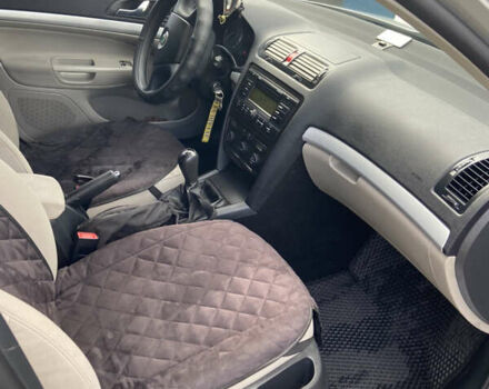 Серый Шкода Октавия, объемом двигателя 1.6 л и пробегом 171 тыс. км за 6100 $, фото 2 на Automoto.ua