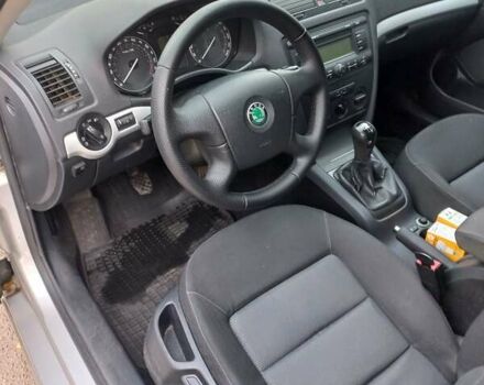 Серый Шкода Октавия, объемом двигателя 1.6 л и пробегом 242 тыс. км за 7000 $, фото 11 на Automoto.ua