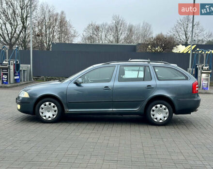 Серый Шкода Октавия, объемом двигателя 1.6 л и пробегом 260 тыс. км за 6555 $, фото 1 на Automoto.ua