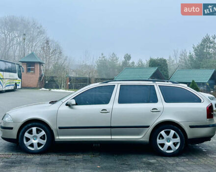 Серый Шкода Октавия, объемом двигателя 2 л и пробегом 319 тыс. км за 5900 $, фото 2 на Automoto.ua