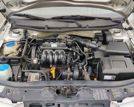 Серый Шкода Октавия, объемом двигателя 1.6 л и пробегом 220 тыс. км за 4500 $, фото 20 на Automoto.ua