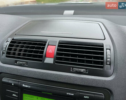 Серый Шкода Октавия, объемом двигателя 1.6 л и пробегом 217 тыс. км за 5700 $, фото 65 на Automoto.ua