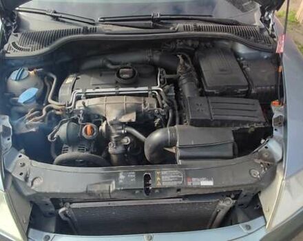 Шкода Октавия 2006 в Кривом Роге на Automoto.ua Серый Шкода Октавия, объемом двигателя 2 л и пробегом 323 тыс. км за 3300 $, фото 5 на Automoto.ua