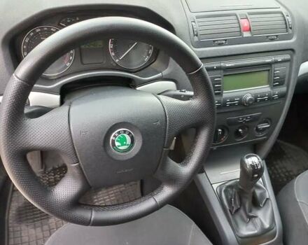 Серый Шкода Октавия, объемом двигателя 1.6 л и пробегом 242 тыс. км за 7000 $, фото 12 на Automoto.ua