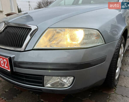 Серый Шкода Октавия, объемом двигателя 1.6 л и пробегом 217 тыс. км за 5700 $, фото 15 на Automoto.ua