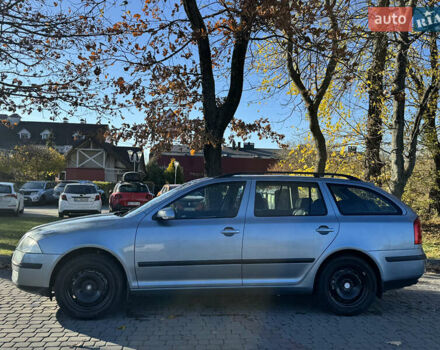 Серый Шкода Октавия, объемом двигателя 1.6 л и пробегом 244 тыс. км за 6550 $, фото 2 на Automoto.ua