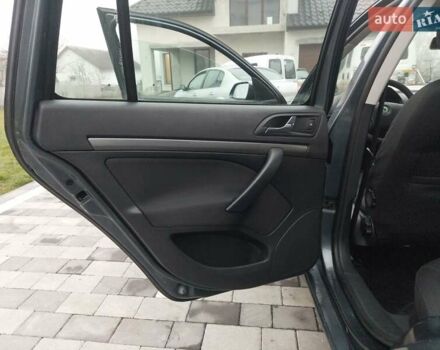 Серый Шкода Октавия, объемом двигателя 1.6 л и пробегом 229 тыс. км за 5900 $, фото 42 на Automoto.ua