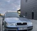 Серый Шкода Октавия, объемом двигателя 1.6 л и пробегом 253 тыс. км за 6300 $, фото 1 на Automoto.ua