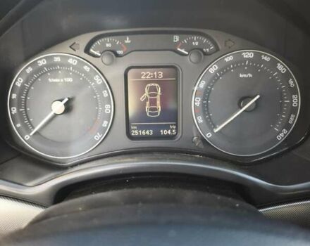 Серый Шкода Октавия, объемом двигателя 2 л и пробегом 245 тыс. км за 5500 $, фото 2 на Automoto.ua