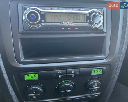 Сірий Шкода Октавія, об'ємом двигуна 1.6 л та пробігом 228 тис. км за 5600 $, фото 26 на Automoto.ua