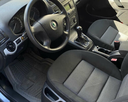 Серый Шкода Октавия, объемом двигателя 1.6 л и пробегом 232 тыс. км за 6000 $, фото 20 на Automoto.ua