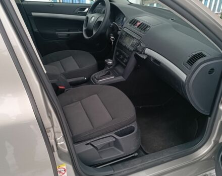 Серый Шкода Октавия, объемом двигателя 0 л и пробегом 236 тыс. км за 7050 $, фото 6 на Automoto.ua