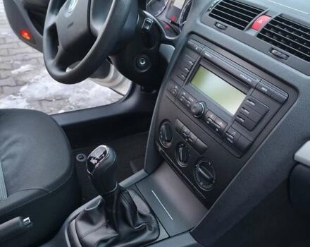 Серый Шкода Октавия, объемом двигателя 1.6 л и пробегом 196 тыс. км за 5950 $, фото 12 на Automoto.ua