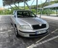 Сірий Шкода Октавія, об'ємом двигуна 1.6 л та пробігом 300 тис. км за 4599 $, фото 1 на Automoto.ua