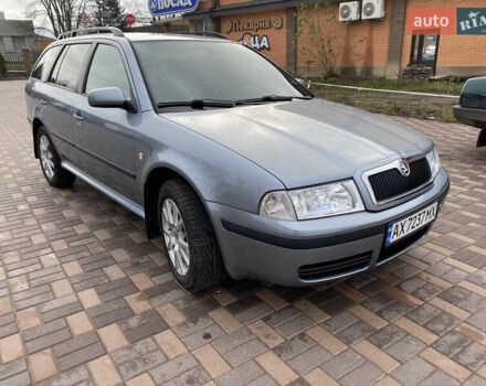 Сірий Шкода Октавія, об'ємом двигуна 1.8 л та пробігом 211 тис. км за 6400 $, фото 1 на Automoto.ua