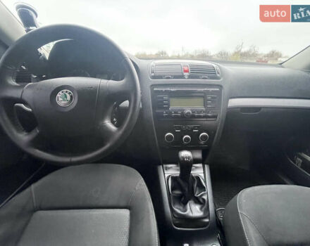 Серый Шкода Октавия, объемом двигателя 1.6 л и пробегом 305 тыс. км за 5200 $, фото 10 на Automoto.ua