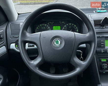 Серый Шкода Октавия, объемом двигателя 1.6 л и пробегом 260 тыс. км за 6555 $, фото 14 на Automoto.ua