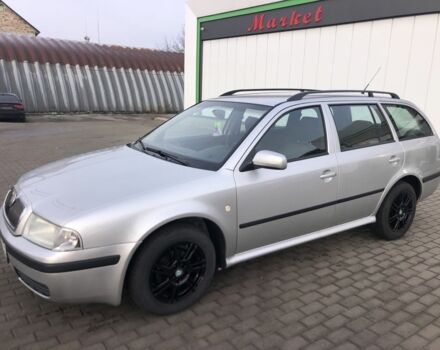 Серый Шкода Октавия, объемом двигателя 1.6 л и пробегом 306 тыс. км за 4599 $, фото 4 на Automoto.ua