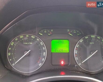 Серый Шкода Октавия, объемом двигателя 1.6 л и пробегом 220 тыс. км за 6200 $, фото 159 на Automoto.ua