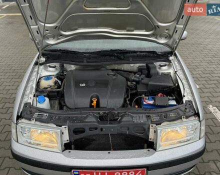 Серый Шкода Октавия, объемом двигателя 1.6 л и пробегом 210 тыс. км за 4599 $, фото 43 на Automoto.ua