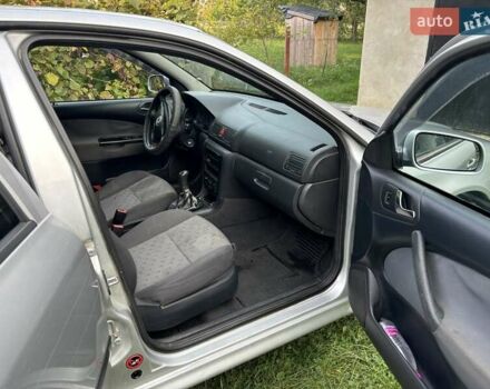 Серый Шкода Октавия, объемом двигателя 1.6 л и пробегом 162 тыс. км за 5434 $, фото 5 на Automoto.ua