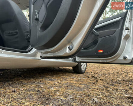 Шкода Октавия 2006 в Киеве на Automoto.ua Серый Шкода Октавия, объемом двигателя 1.6 л и пробегом 249 тыс. км за 6350 $, фото 10 на Automoto.ua