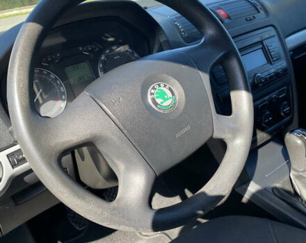 Серый Шкода Октавия, объемом двигателя 1.6 л и пробегом 232 тыс. км за 6000 $, фото 24 на Automoto.ua