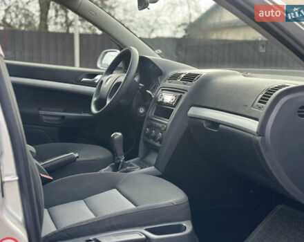 Серый Шкода Октавия, объемом двигателя 1.6 л и пробегом 167 тыс. км за 6450 $, фото 8 на Automoto.ua