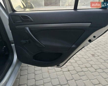 Сірий Шкода Октавія, об'ємом двигуна 1.6 л та пробігом 206 тис. км за 5250 $, фото 8 на Automoto.ua