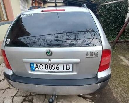 Серый Шкода Октавия, объемом двигателя 1.6 л и пробегом 257 тыс. км за 4000 $, фото 1 на Automoto.ua