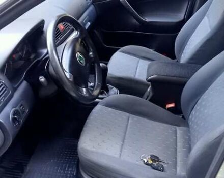 Серый Шкода Октавия, объемом двигателя 1.6 л и пробегом 212 тыс. км за 5700 $, фото 5 на Automoto.ua