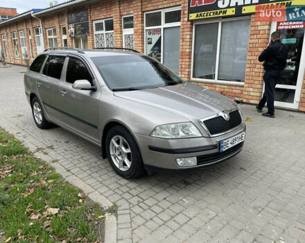 Серый Шкода Октавия, объемом двигателя 1.6 л и пробегом 305 тыс. км за 5200 $, фото 2 на Automoto.ua