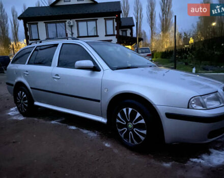 Шкода Октавия 2006 в Коростене на Automoto.ua Серый Шкода Октавия, объемом двигателя 1.9 л и пробегом 330 тыс. км за 4800 $, фото 3 на Automoto.ua