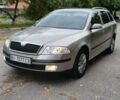 Серый Шкода Октавия, объемом двигателя 1.6 л и пробегом 283 тыс. км за 5018 $, фото 1 на Automoto.ua