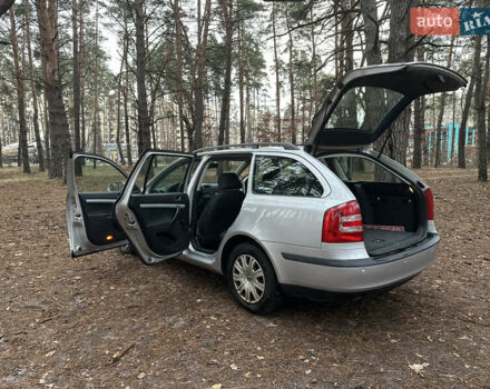 Серый Шкода Октавия, объемом двигателя 1.6 л и пробегом 249 тыс. км за 5950 $, фото 14 на Automoto.ua