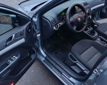 Шкода Октавия 2006 в Нововолынск на Automoto.ua Серый Шкода Октавия, объемом двигателя 1.6 л и пробегом 180 тыс. км за 4750 $, фото 5 на Automoto.ua