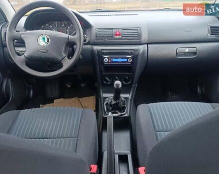 Сірий Шкода Октавія, об'ємом двигуна 1.6 л та пробігом 265 тис. км за 5700 $, фото 5 на Automoto.ua