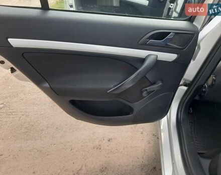 Серый Шкода Октавия, объемом двигателя 1.6 л и пробегом 220 тыс. км за 6200 $, фото 149 на Automoto.ua