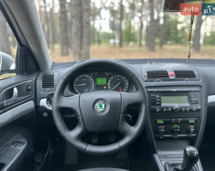 Шкода Октавия 2006 в Киеве на Automoto.ua Серый Шкода Октавия, объемом двигателя 1.6 л и пробегом 249 тыс. км за 6350 $, фото 24 на Automoto.ua