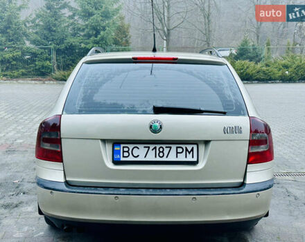 Серый Шкода Октавия, объемом двигателя 2 л и пробегом 319 тыс. км за 5900 $, фото 4 на Automoto.ua