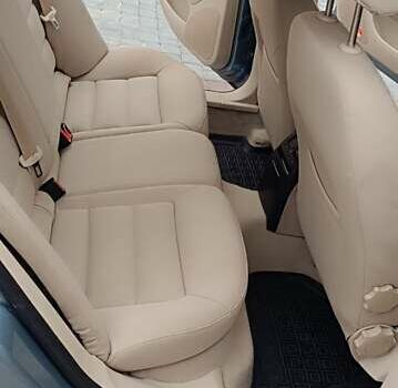 Серый Шкода Октавия, объемом двигателя 1.6 л и пробегом 311 тыс. км за 5600 $, фото 1 на Automoto.ua