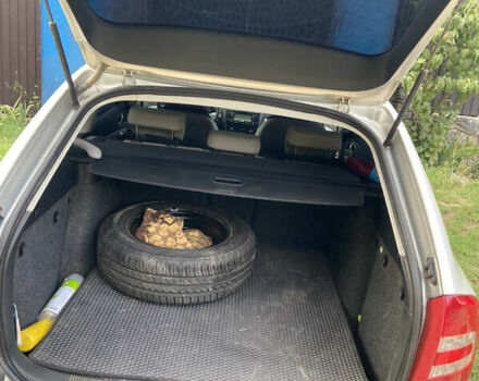 Серый Шкода Октавия, объемом двигателя 1.6 л и пробегом 171 тыс. км за 6100 $, фото 4 на Automoto.ua