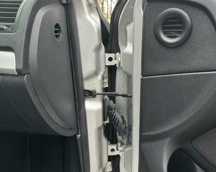 Серый Шкода Октавия, объемом двигателя 1.6 л и пробегом 249 тыс. км за 5950 $, фото 11 на Automoto.ua